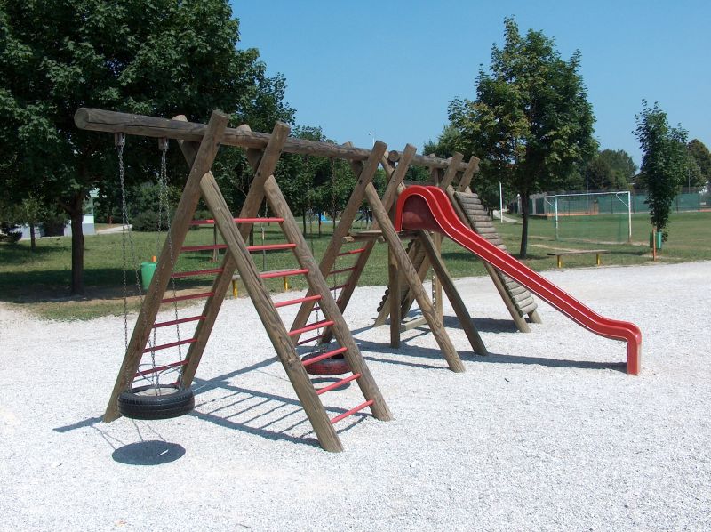 Swing Set Repair in Kansas City, KS